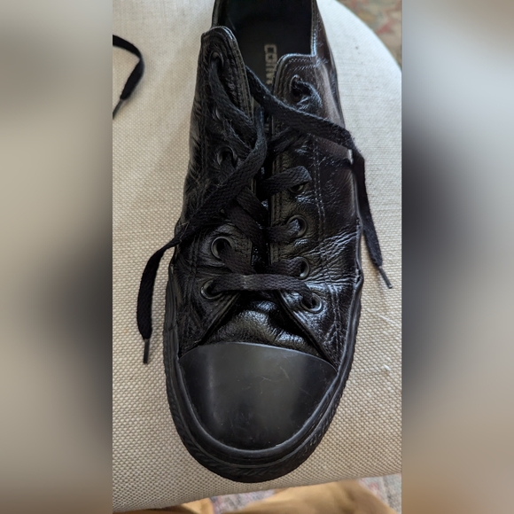 Chuck Taylor All Star Mono Leather Low Top - Picture 4 of 15